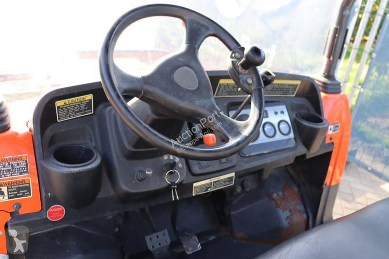 Zemědělský traktor Kubota RTV900