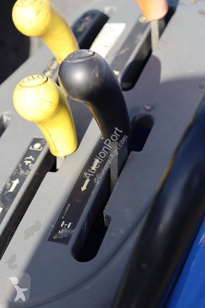Zemědělský traktor New Holland TC40D