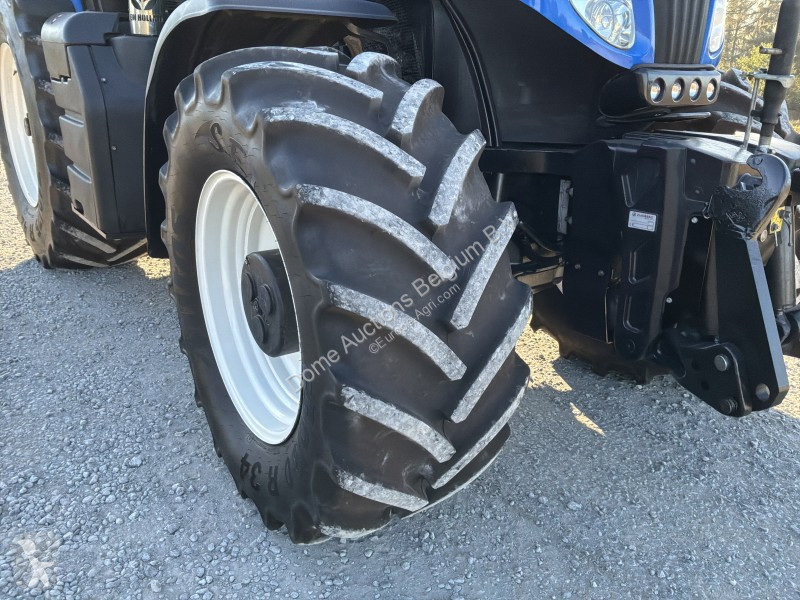 Zemědělský traktor New Holland T8.420