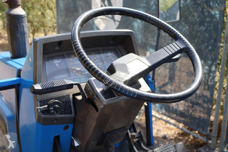 Tractor Iseki TA270F