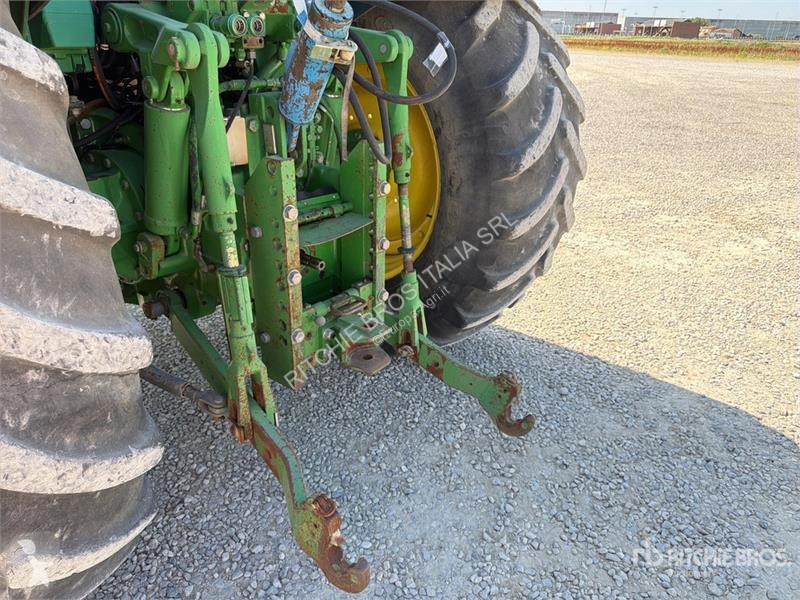 Tractor John Deere 6820