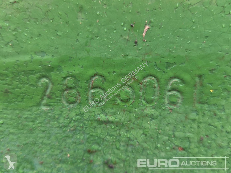 Сільськогосподарський трактор John Deere 3130