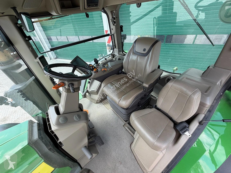 Ciągnik John Deere 8R 370