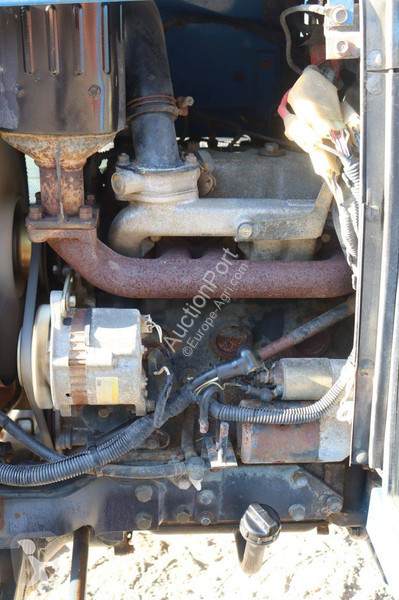 جرار زراعي Iseki TA270F
