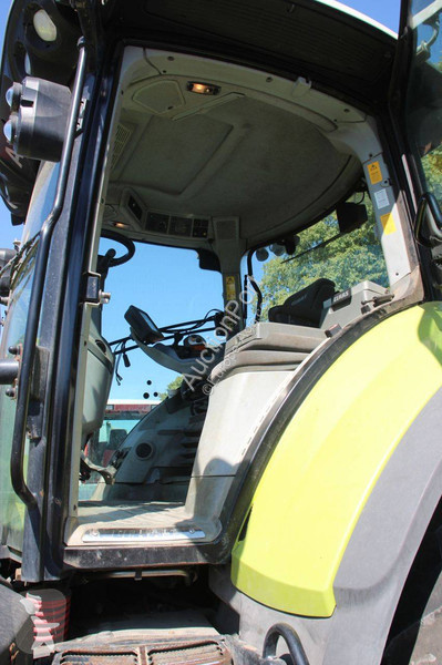 Tracteur agricole Claas Axion 930