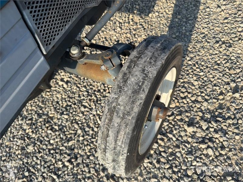 Tractor Mitsubishi D1650 Mini 2WD Tractor