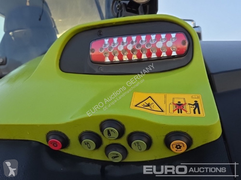 Tracteur agricole Claas Axion 810 CMATIC