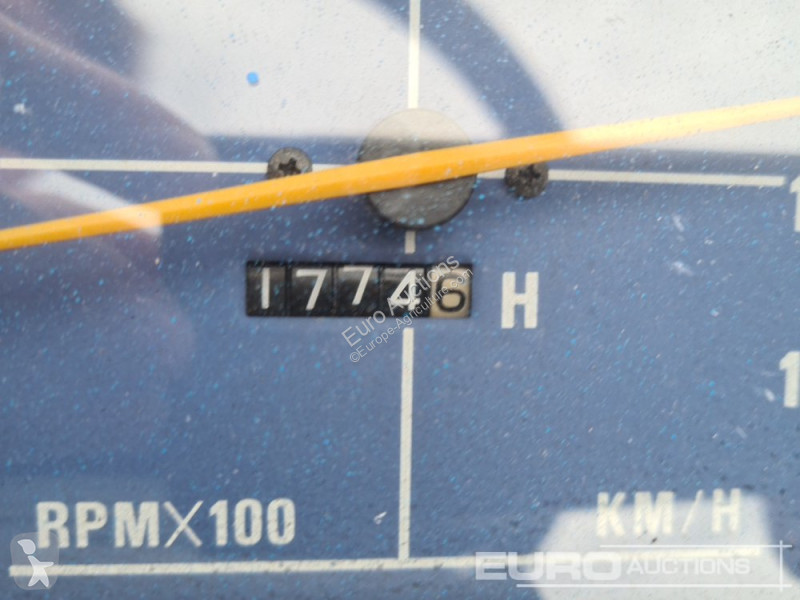 Lantbrukstraktor  TU225F