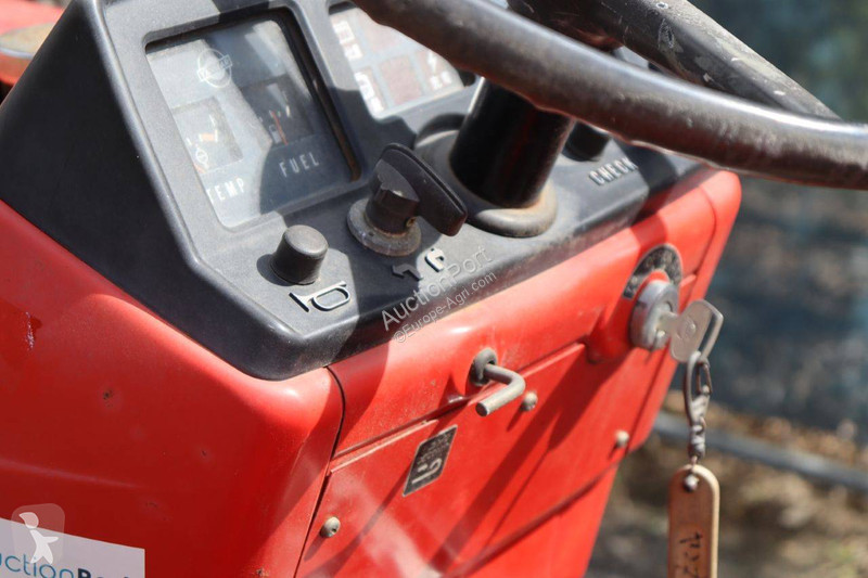 Tractor Yanmar YM1610D