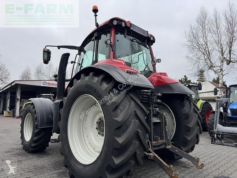 Valtra  t234 versu tractor