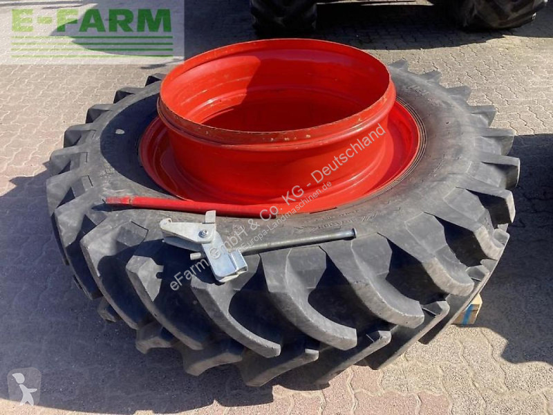 Landbrugstraktor Claas  axion 830 cmatic