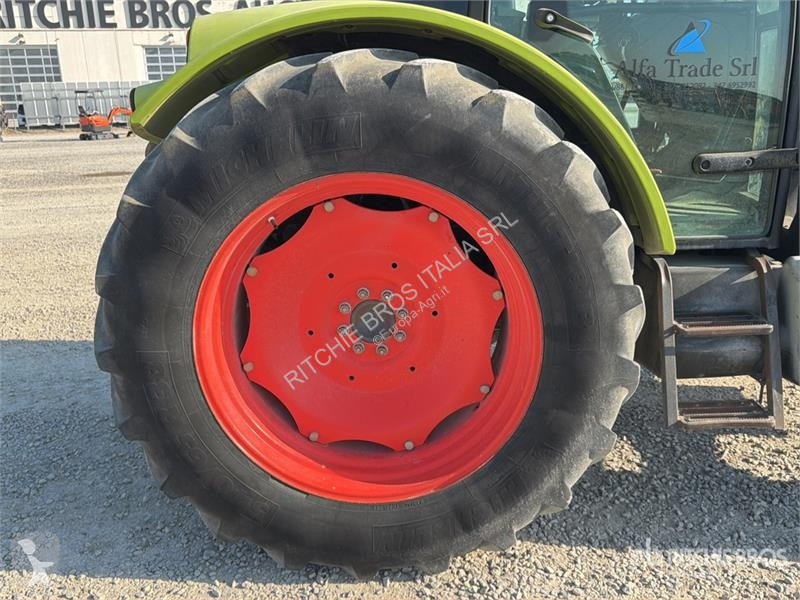 Tractor Claas Axos 340