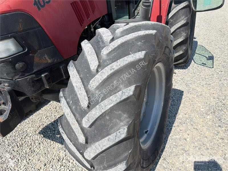 Сільськогосподарський трактор Case 105 JXU 4WD...