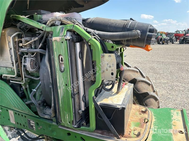 Tractor John Deere 6830 4WD Tractor