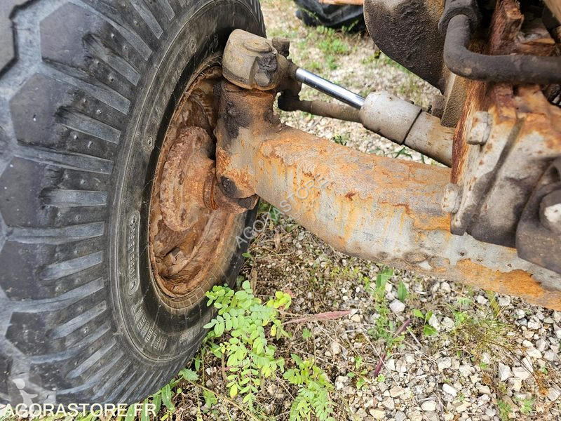 Tractor Renault R3143