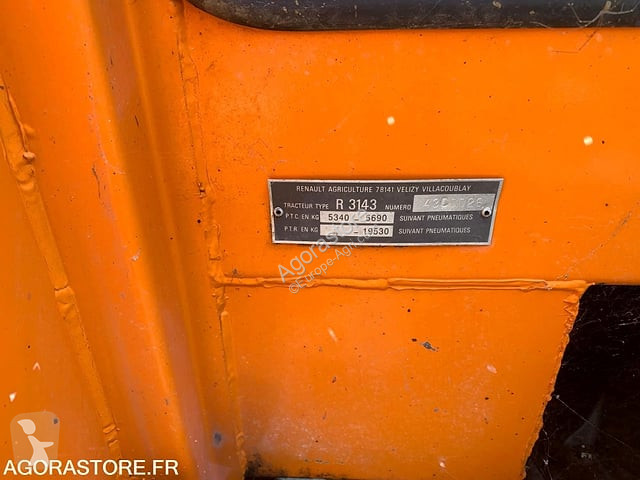 Tractor agrícola