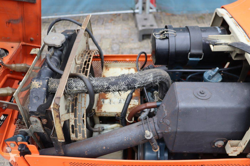 Tractor Kubota B1-14 Bulltra