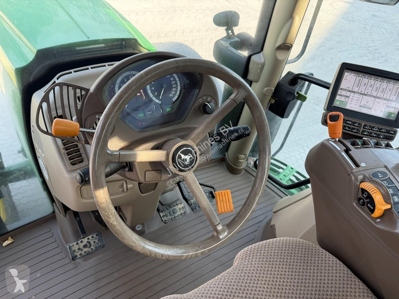 Tracteur agricole John Deere 6175R
