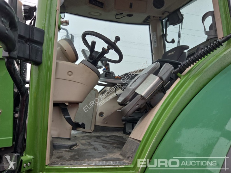Tracteur agricole Fendt 828 VARIO PROFI PLUS