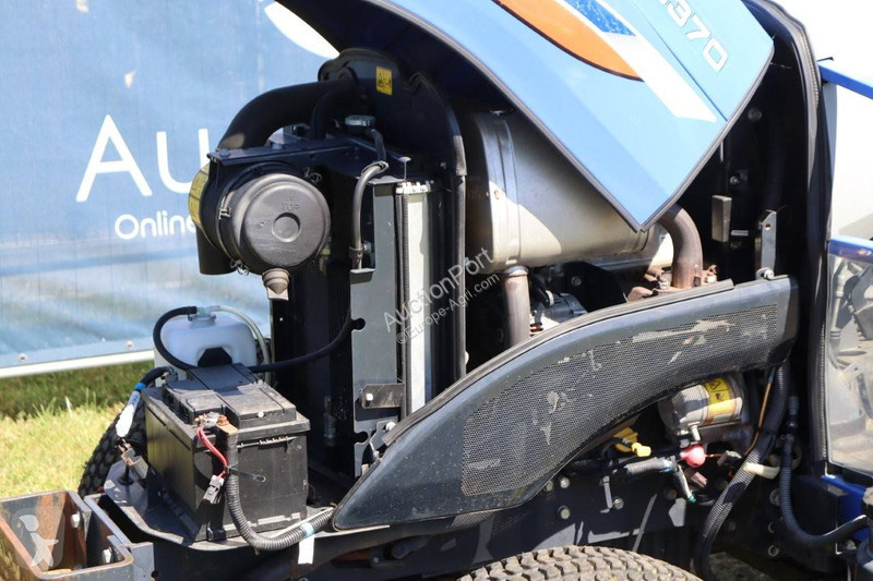 Tractor Iseki TG6370