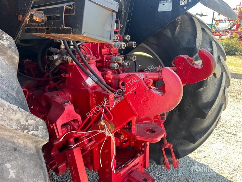 Tractor  MC135