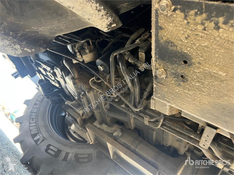 Tractor  X8.680 VT Drive