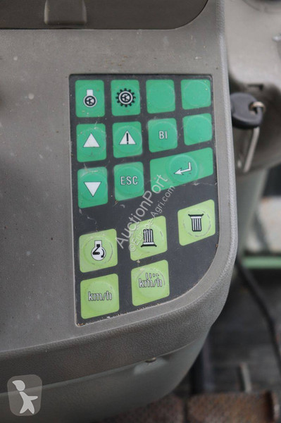 Lantbrukstraktor Fendt 818