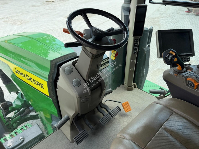 Ciągnik John Deere 8R 370