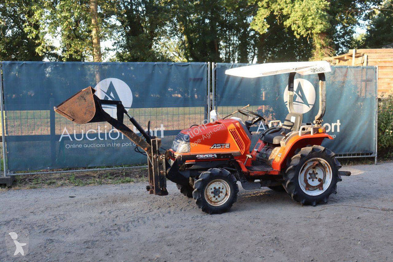 جرار زراعي Kubota A-155
