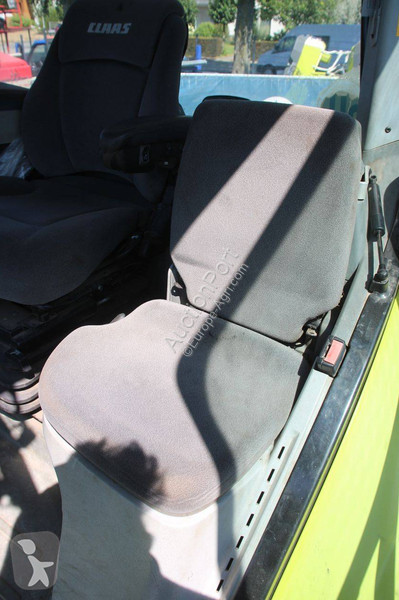 Tracteur agricole Claas Axion 930
