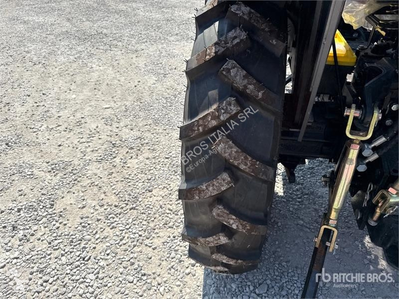 Сільськогосподарський трактор  TT604 4WD...