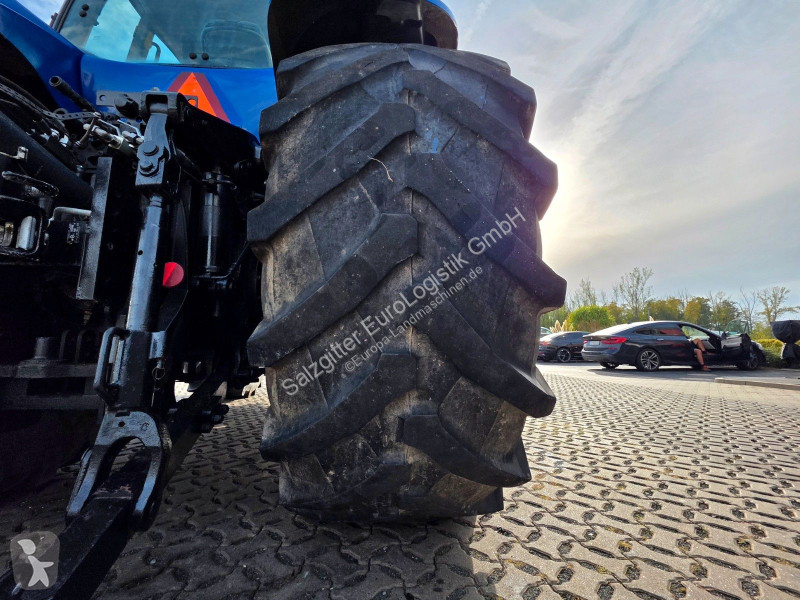 Tracteur agricole New Holland TG 230