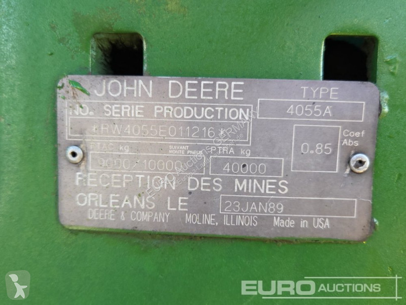 Tracteur agricole John Deere 4055A