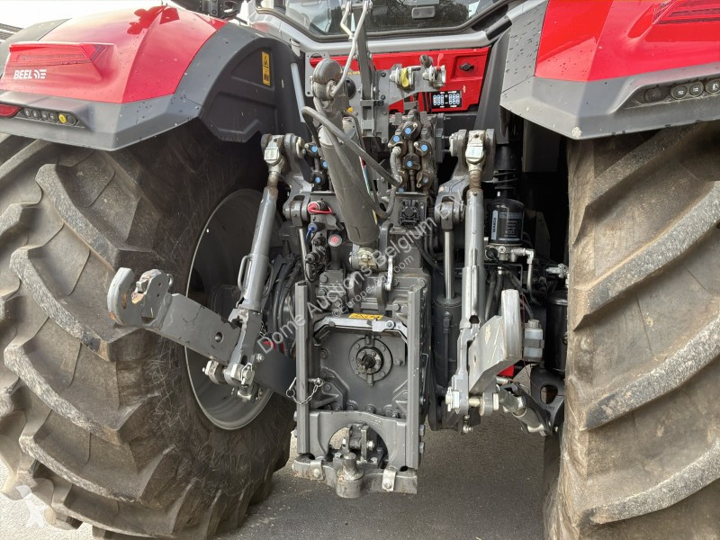 Zemědělský traktor Massey Ferguson 9S.425...