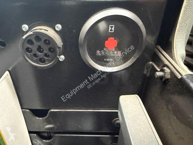 Ciągnik John Deere 1510G - CABINE TOURNANTE