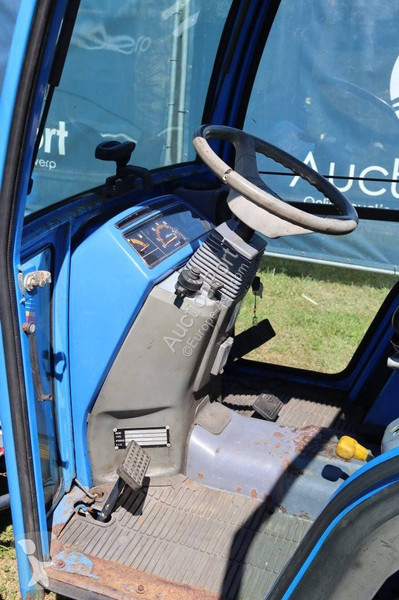 Tractor Iseki TF321F