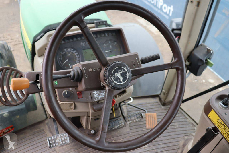 Tractor John Deere 6120