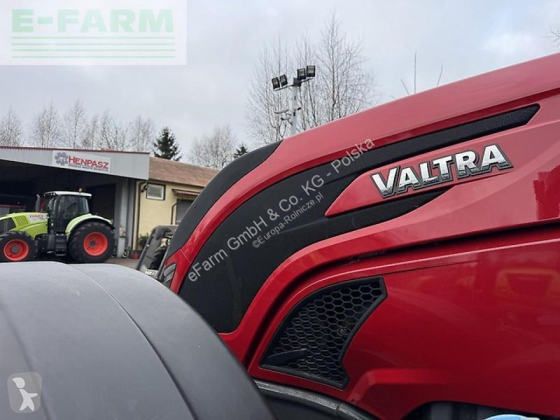 Valtra  t234 versu tractor