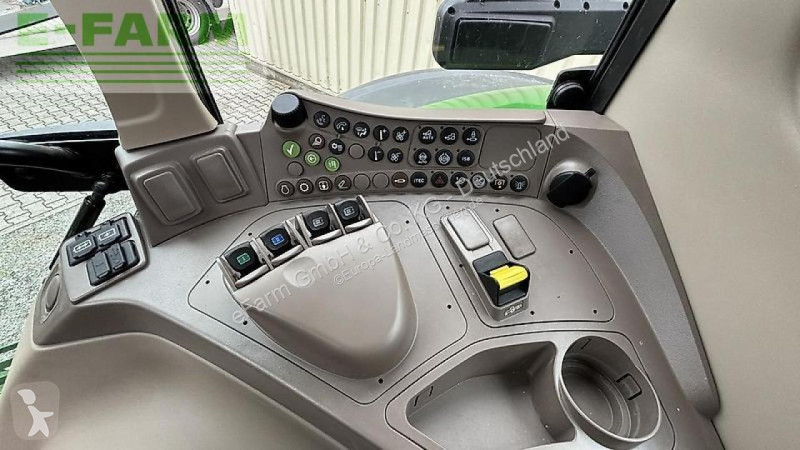 Landbrugstraktor John Deere  6m240