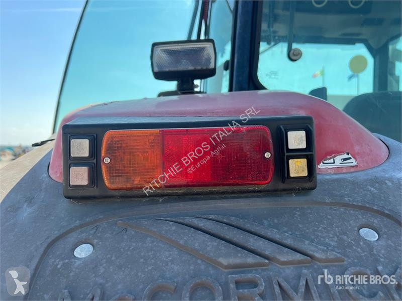 Tractor  MC135