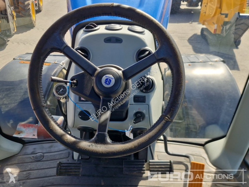 Tracteur agricole New Holland T8050