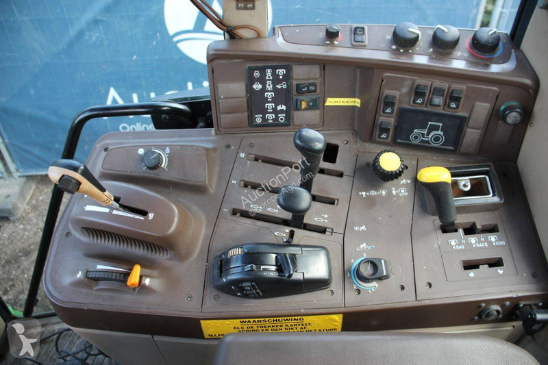 Tractor John Deere 6610