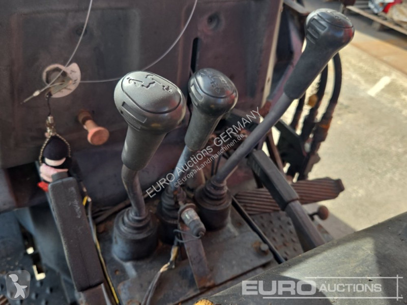 Ciągnik Massey Ferguson MF394-4H