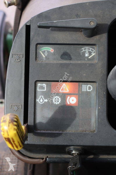 John Deere 2250 tractor