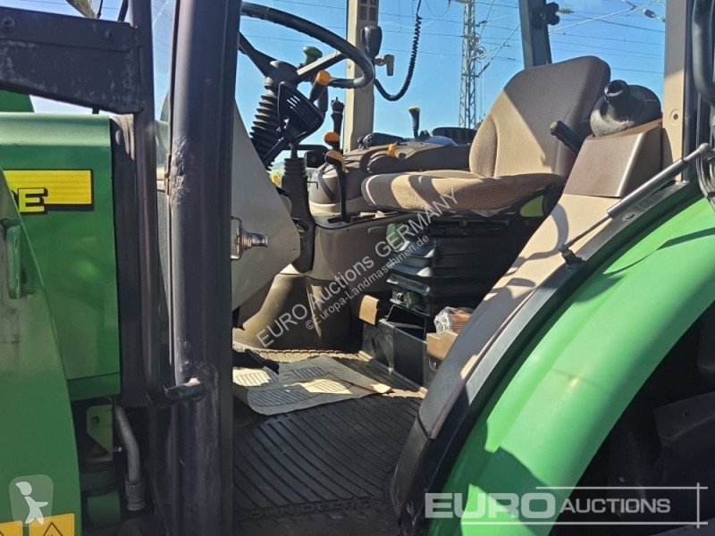 Tractor John Deere 5820