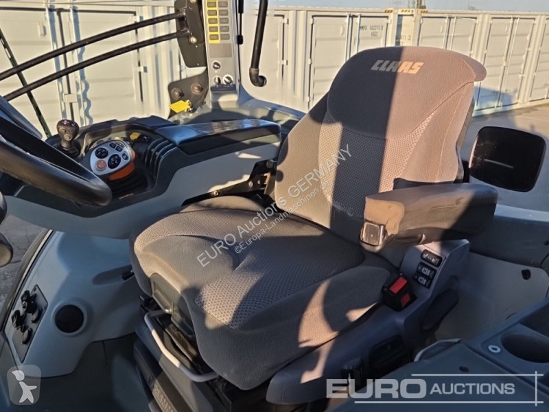Tracteur agricole Claas Axion 830 CMATIC