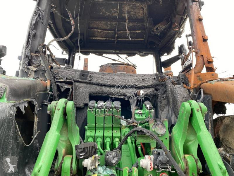 Tractor John Deere 6250 R / AutoPower endommagé