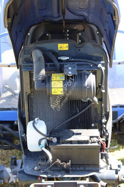 Tractor Iseki TG6370