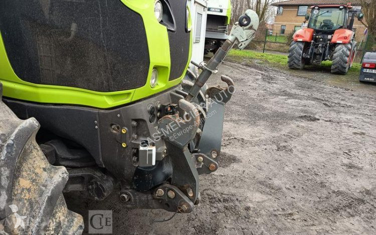 Lantbrukstraktor Claas