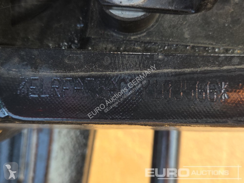 Lantbrukstraktor Farmall Farmhall 75A